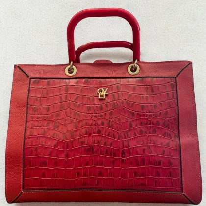 BOLSA GRANDE QUINTA VALENTINA EM COURO
